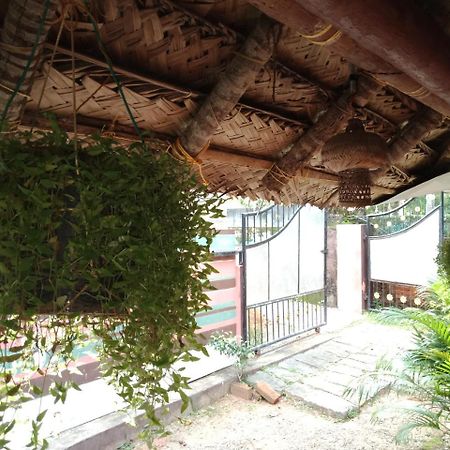 Mango Palace Hotel วาร์คาลา ภายนอก รูปภาพ