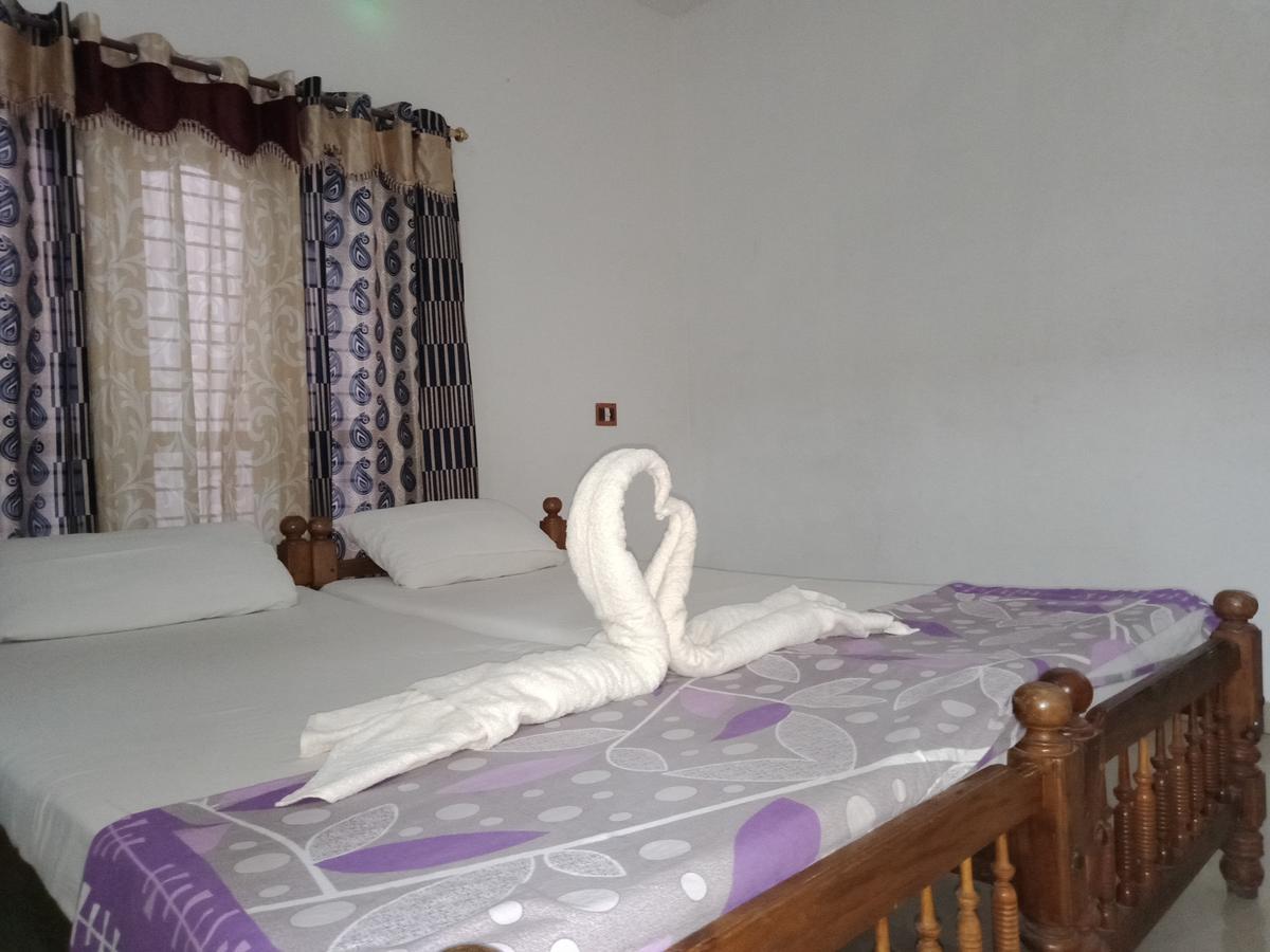 Mango Palace Hotel วาร์คาลา ภายนอก รูปภาพ